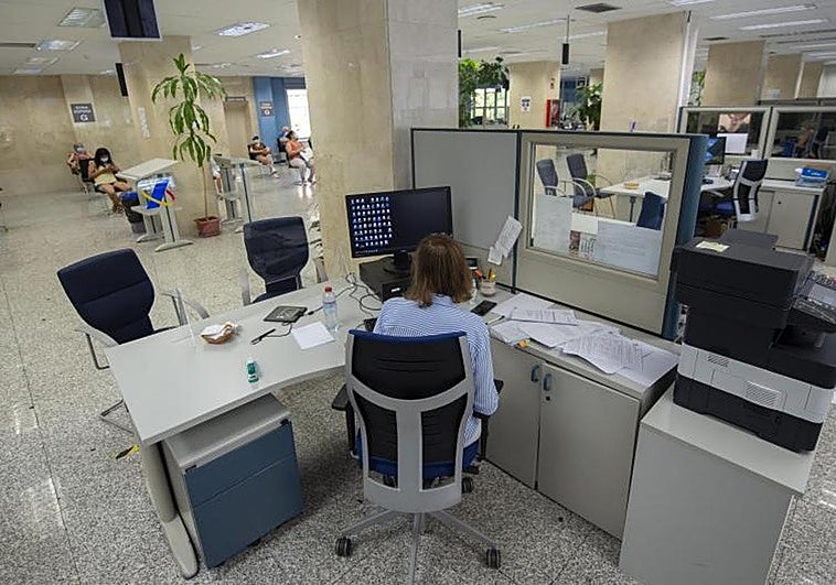 Los nuevos sueldos de los funcionarios: así quedarían con la nueva subida del Gobierno