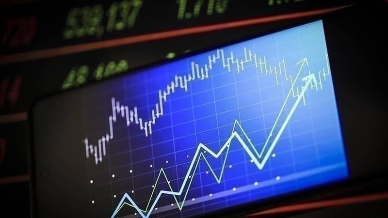 Piyasada dalgalı hafta: Altın yükseldi, borsa geriledi