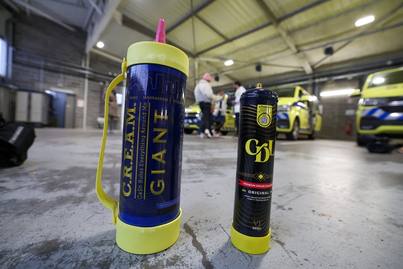 Protoxyde d’azote : comment nos voisins européens luttent contre le « gaz hilarant »