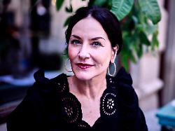 Abschied von "Miriam Stockl": "Rosenheim-Cops"-Star Marisa Burger hat neuen Job