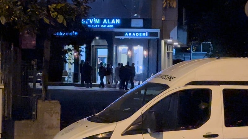 Ünlü fenomenin güzellik merkezine silahlı saldırı