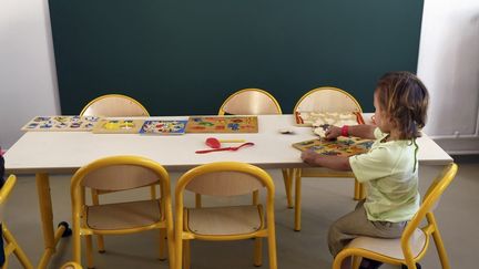 "On n'a aucune information" : à Paris, des parents exigent "des comptes" après les affaires de violences sexuelles à l'école