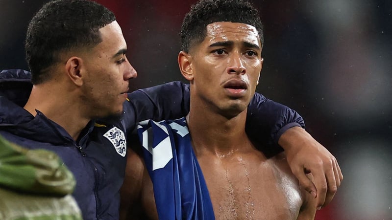 İngiliz taraftarlar Jude Bellingham'ı ıslıkladı