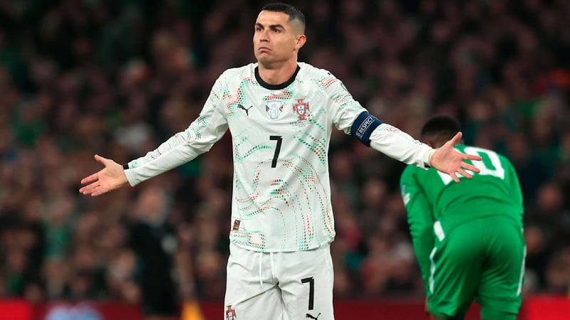 Fans irritiert - Wegen Ronaldo? Fifa löscht WM-Plakat