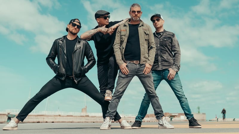 Sänger Burger spricht bei BILD - Frei.Wild sind nach 4 Jahren auf Platz 1 zurück!