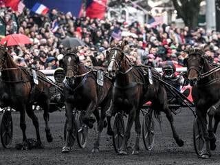 Avec la baisse du nombre de parieurs et des mises, les courses hippiques, ce n’est plus l’Amérique