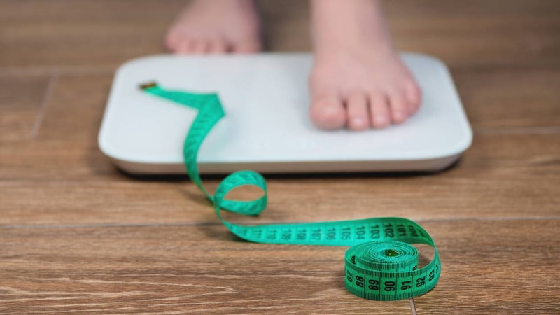 Azahara Nieto, nutricionista: "No puedes tener una buena relación con la comida, ni unos hábitos estables, si todo va en función de lo que dice la báscula"