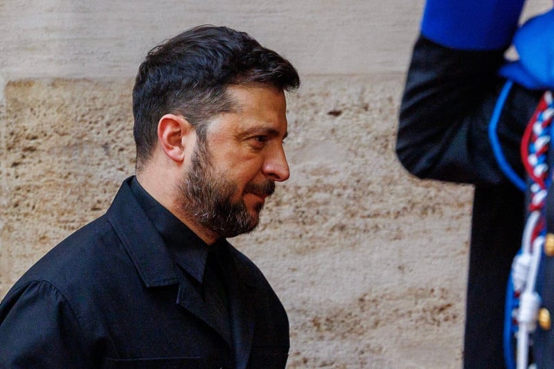 Guerre en Ukraine : Washington demande toujours de grandes concessions à Kiev, selon Zelensky