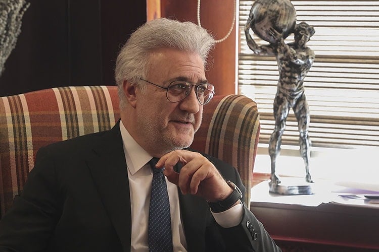 Komisyonda 'Tamer Karadağlı' krizi! Eleştirilere gülerek karşılık verdi