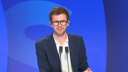 Timing serré pour le débat budgétaire, l'écologie reléguée au second plan... Les informés du matin du vendredi 14 novembre