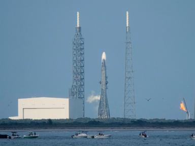 Solar storms delay launch of Blue Origin's big new rocket with Mars orbiters for NASA