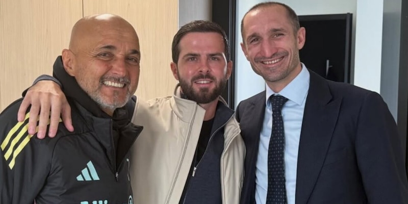 <p>Pjanic senza squadra: l&rsquo;incontro con la Juve e il rebus del nuovo regista</p>