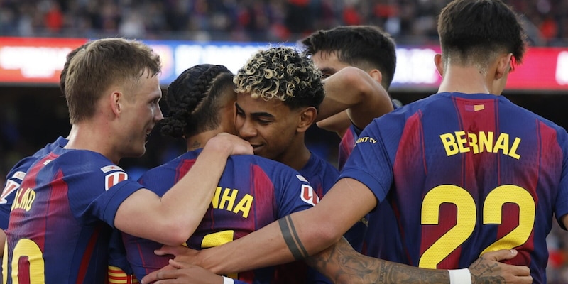 Doppio Olmo e Yamal ribaltano l&rsquo;Alaves: il Barcellona scavalca il Real in vetta