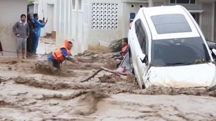 Inondations en Asie du Sud-Est : de la Thaïlande au Sri Lanka, des centaines de morts et une population piégée par les eaux