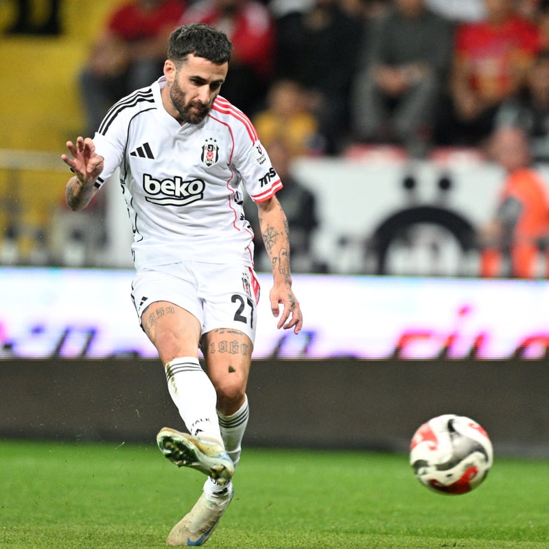 Jose Mourinho'dan Rafa Silva'ya kanca!