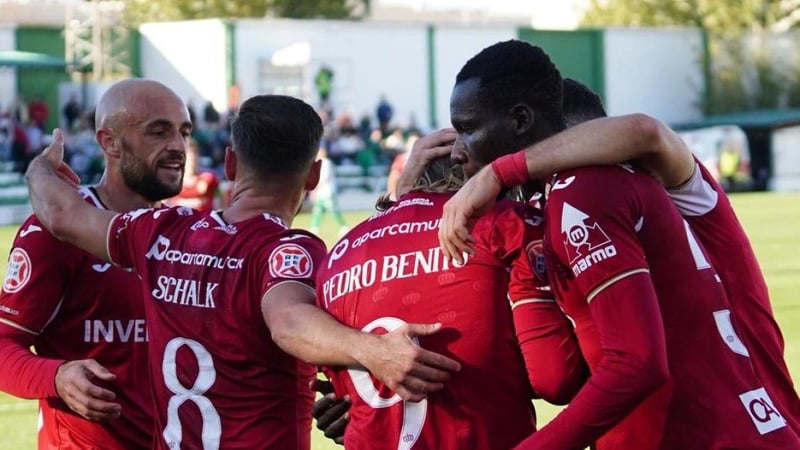 Victorias de Murcia, Hércules y Juventud Torremolinos; se aplaza el Marbella-At. Madrileño