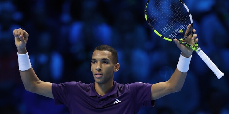 <p>Auger-Aliassime vola in semifinale e sfida Alcaraz: Zverev ko in due set</p>