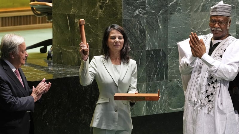 F.A.Z. Machtprobe: Sollte man die UN abschaffen, Annalena Baerbock?