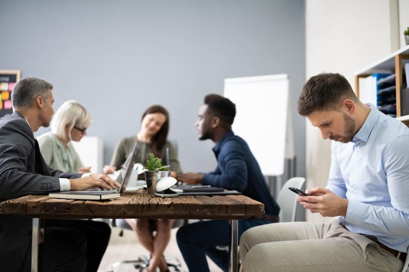 The Greatest Gift To Give Co-Workers? Your Undivided Attention.