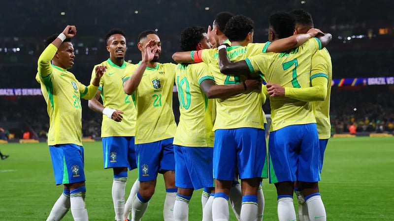 Brezilya, Senegal'i 2 golle devirdi!