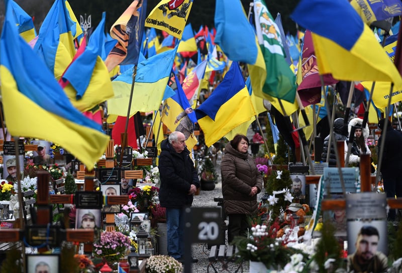 Ukraine : organiser des élections en pleine guerre, un pari rarement réussi