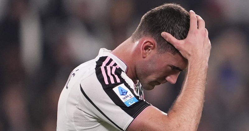 <p>Vlahovic e il problema muscolare con la Serbia: esito esami e la situazione verso Fiorentina-Juve</p>