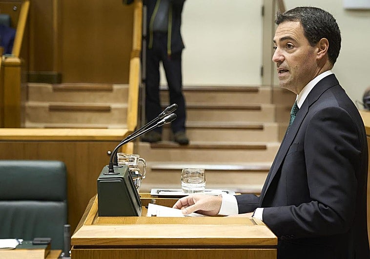 Pradales reprocha a España que no haya reconocido «el daño causado» en Gernika