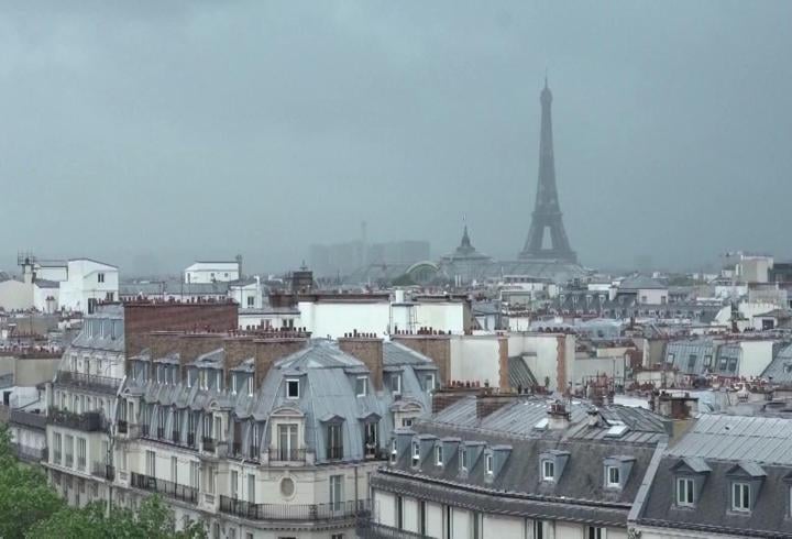 Fransa kamuoyunu savaşa mı hazırlıyor?