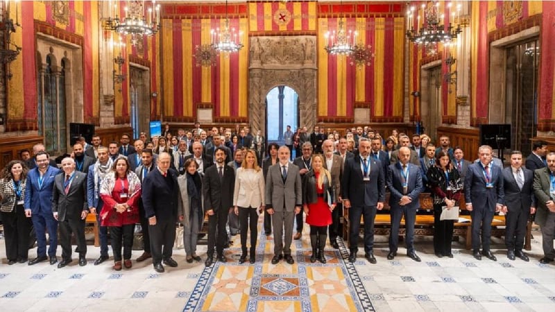 Başkan Aras’tan Barselona’da Akdeniz için önemli açıklamalar