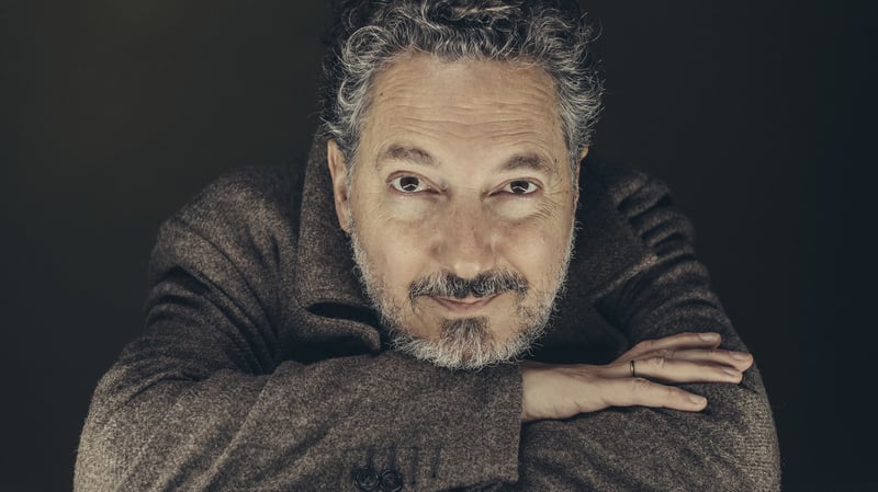 Ce livre que Guillaume Gallienne aime offrir à ses proches : «Je le relis souvent, il m’apaise et se trouve dans ma table de nuit»