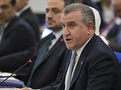 Gençlik ve Spor Bakanı Bak: Temiz futbol, temiz spor istiyoruz