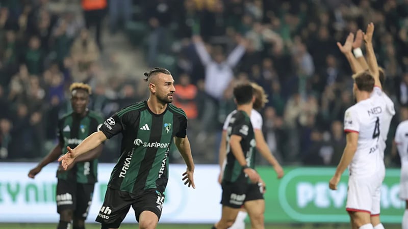 Trendyol Süper Lig: Kocaelispor, Gençlerbirliği'ni tek golle geçti!