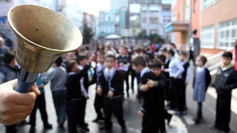 Ara tatil bitiyor: 20 milyon öğrenci yarın ders başı yapacak