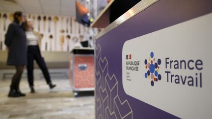 Le taux de chômage en France poursuit doucement sa hausse, à 7,7% au troisième trimestre, selon l'Insee