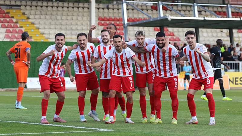 Boluspor'dan evinde 4 gollü galibiyet!