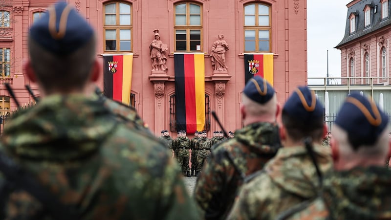 Wehrdienst - Experte fordert „sensibleren“ Eierkontrollgriff