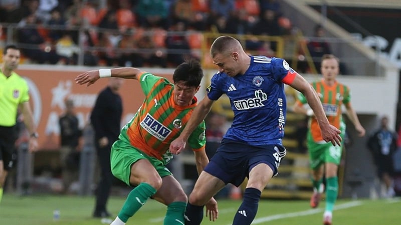 Kasımpaşa 5 maçlık galibiyet hasretini Alanya'da bitirdi!