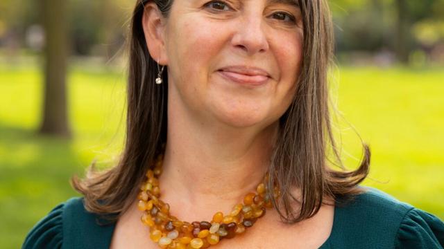 Philosophie in Krisenzeiten: Wie geht Abstand zur Krise?