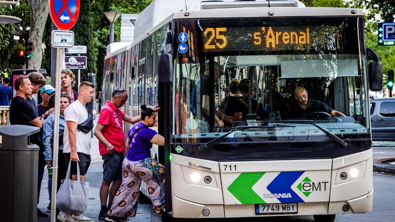 50 Prozent Aufschlag - Mallorca verteuert Busfahren nur für Touristen