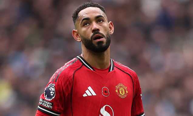 Man United suffer major injury scare as Matheus Cunha forced to miss Christmas lights switch on after 'accident in training'