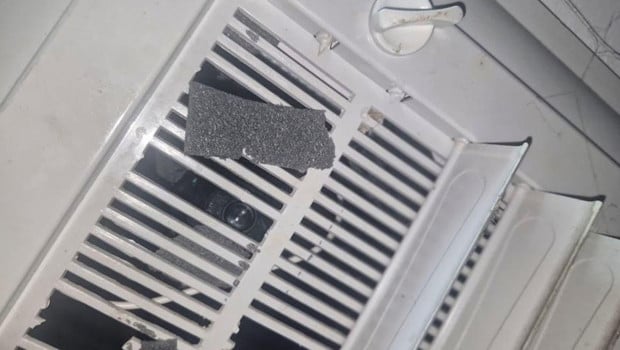 Esenyurt’ta iş yerinde skandal! Kadınlar tuvaletinde gizli kamera bulundu