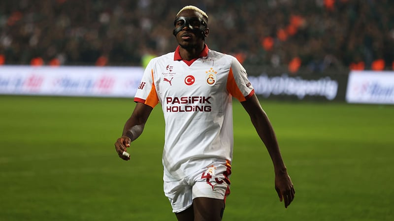 Nijerya basını duyurdu! Dünya devi Victor Osimhen'in peşinde