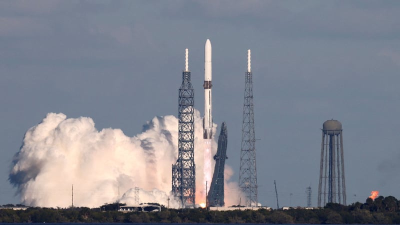 Blue Origin sends spacecraft to Mars and lands booster for first time - heating up race with SpaceX