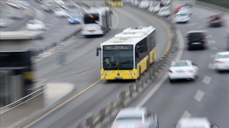 Metrobüs için yeni karar: O günlerde farklı yoldan gidecek