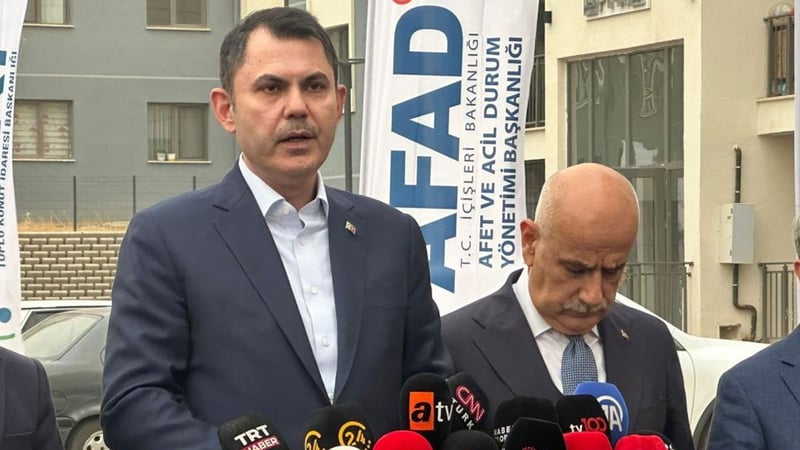 Bakan Kurum: Yıl sonuna kadar 453 bin konut teslim edilecek