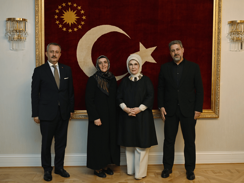 Emine Erdoğan, İstanbul Aile Vakfı temsilcileriyle bir araya geldi
