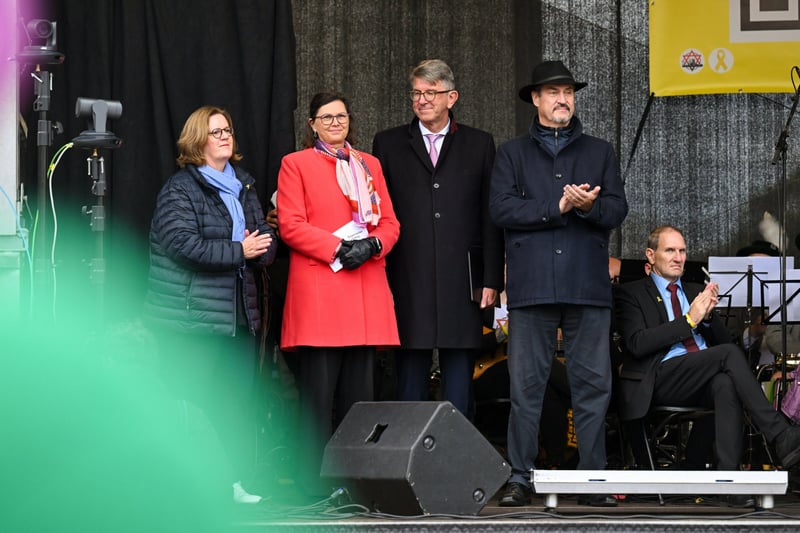 Kulturstaatsminister | Weimer-Gate: Zeit mit Ministern verkauft