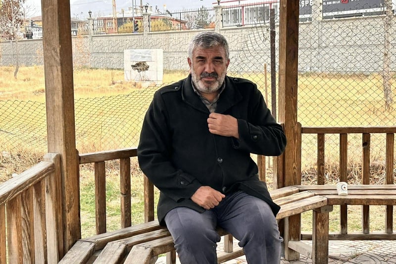 Rojin'in babası Nizamettin Kabaiş: ‘Tehditlere rağmen mücadeleme devam edeceğim’