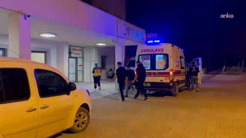 Adıyaman'da zehirlenme şüphesiyle 70 öğrenci hastaneye kaldırıldı