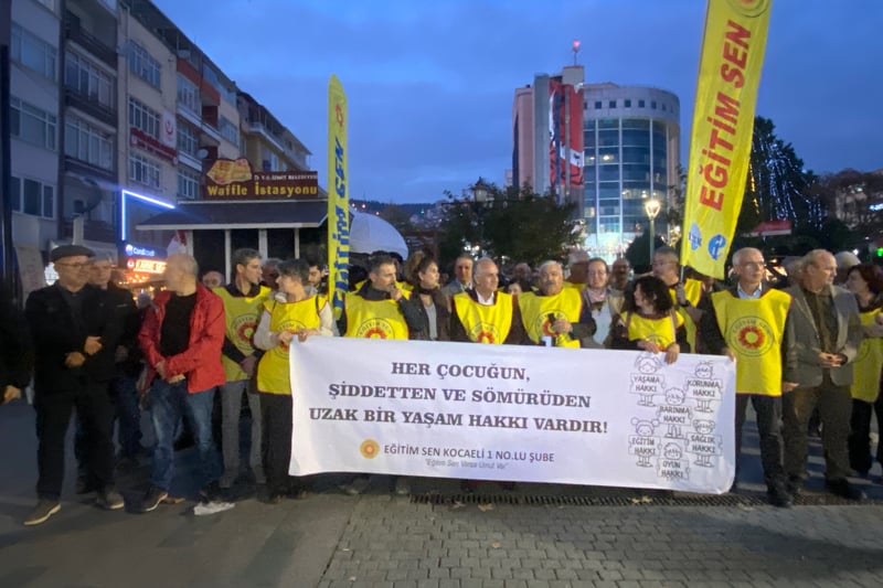 Eğitim Senden çocuk hakları günü açıklaması: "Çocuklara şiddetten ve sömürüden uzak bir yaşam borçluyuz"